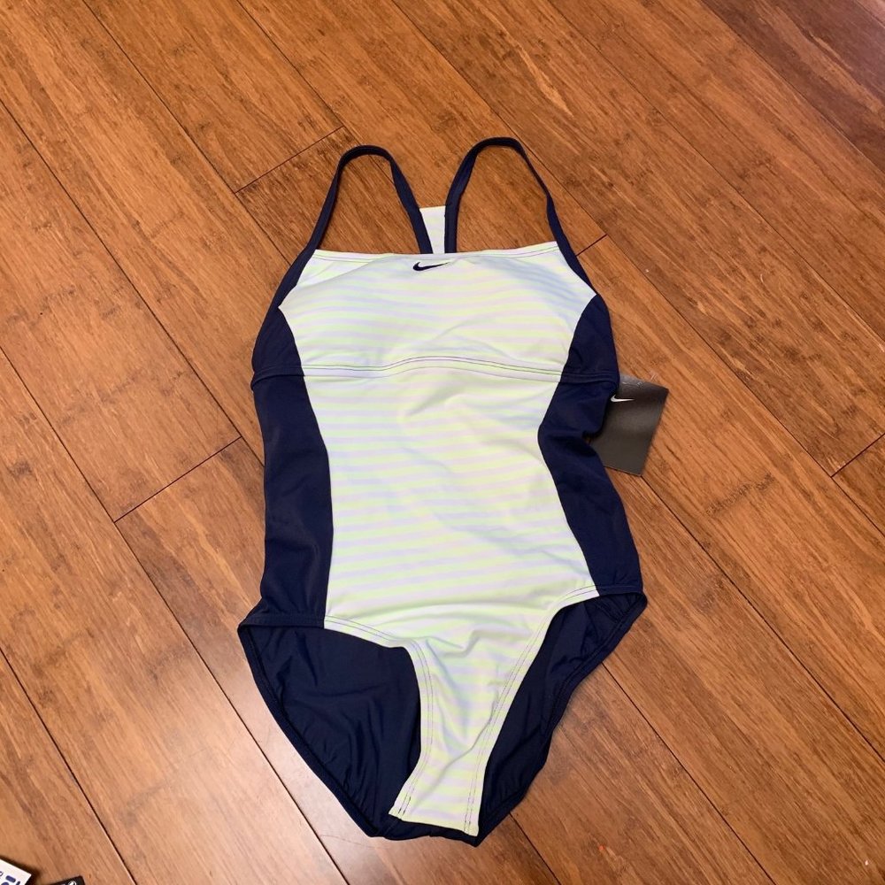 New Women's Nike One Piece Swimsuit Raceback SZ L